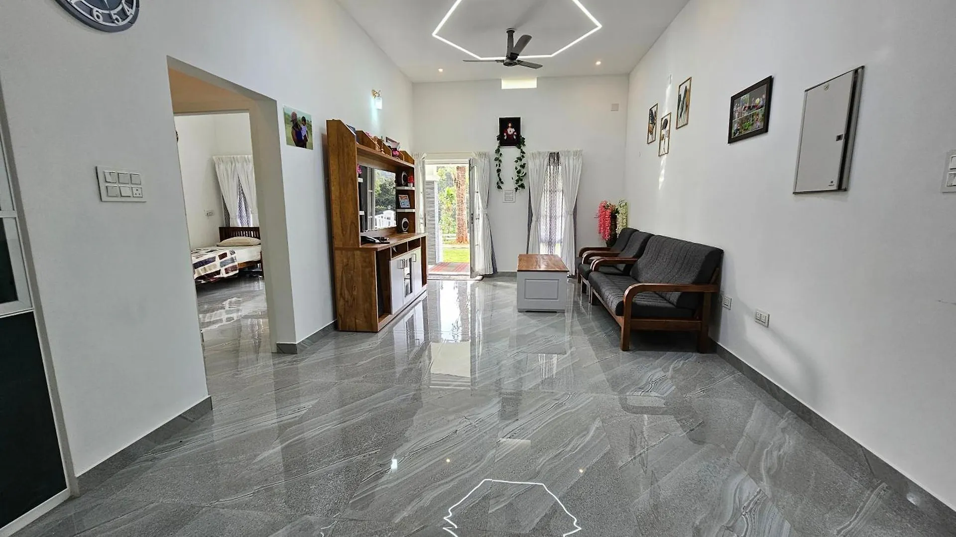 Uthuppan'S Holiday Home Munnar